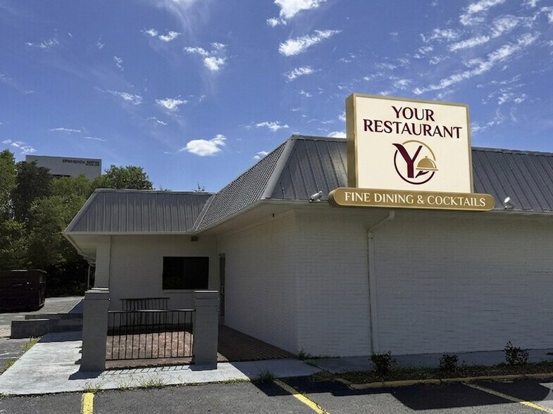 More Photos Of 8118 Plantation Rd, Roanoke Restaurant For Lease