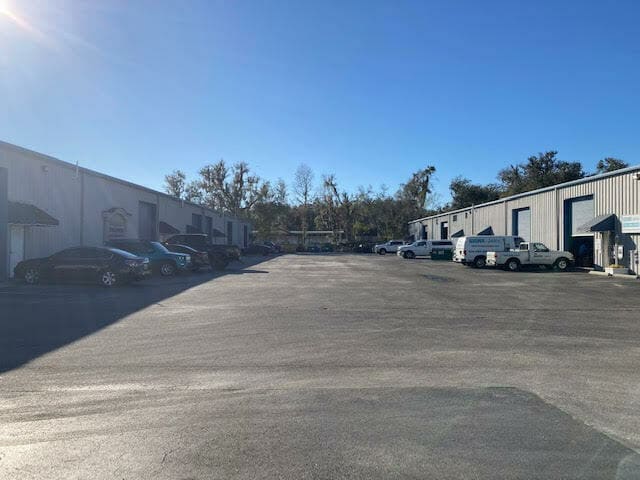 More Photos Of 3384 NE 34th ave, Wildwood Unknown For Lease