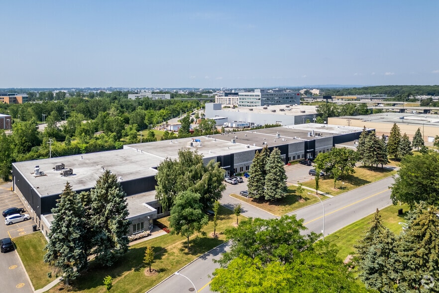 More Photos Of 6630-6650 Rue Abrams, Montréal Warehouse For Lease