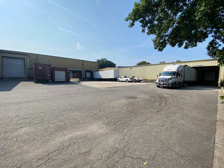 More Photos Of 1381 Air Rail Ave, Virginia Beach Food Processing For Sale