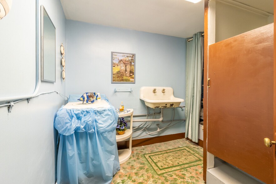 More Photos Of 5502 Dayton Blvd, Chattanooga Religious Facility For Sale