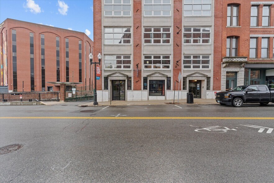 More Photos Of 15 Kearney Sq, Lowell Office For Sale