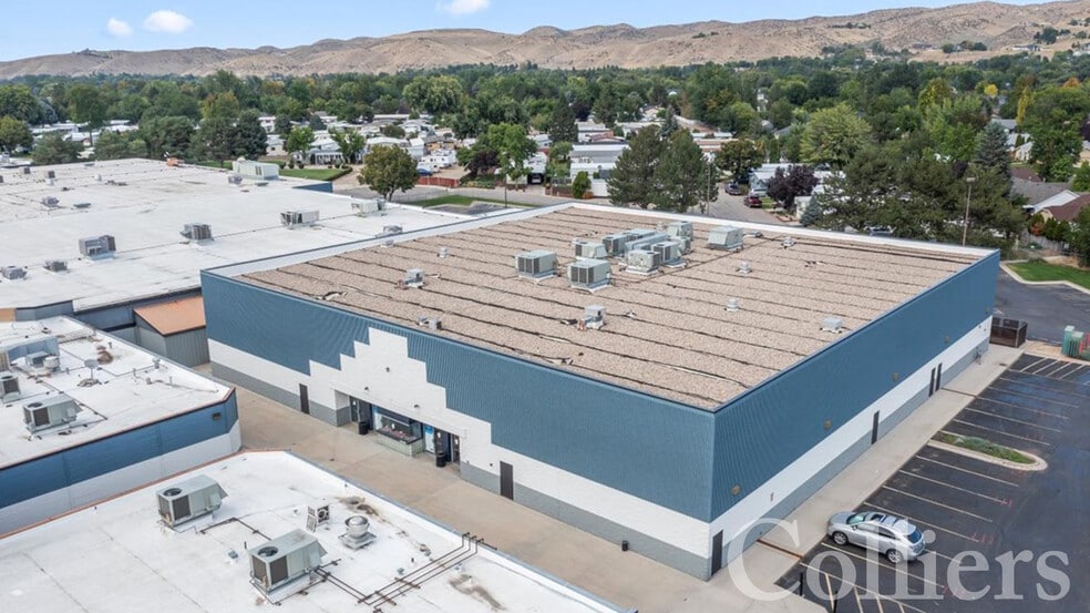 More Photos Of 6906-7158 W State St, Boise Unknown For Lease