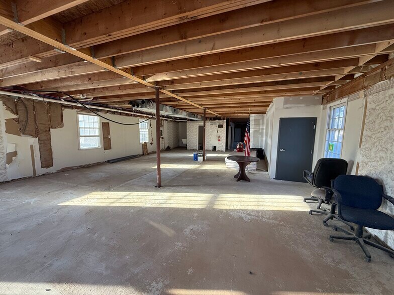 More Photos Of 510 S Burnt Mill Rd, Voorhees Office For Lease