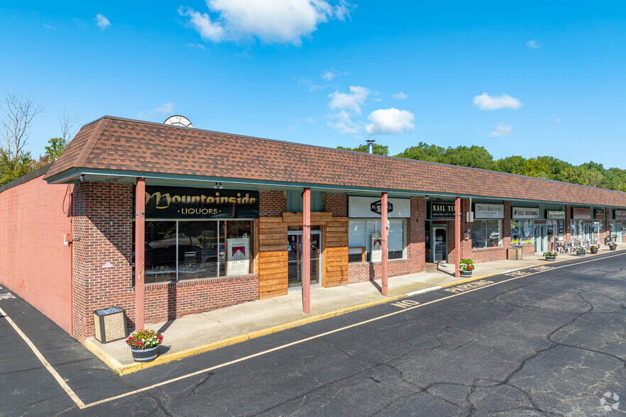 Primary Photo Of 115-129 Skyline Dr, Ringwood Freestanding For Lease