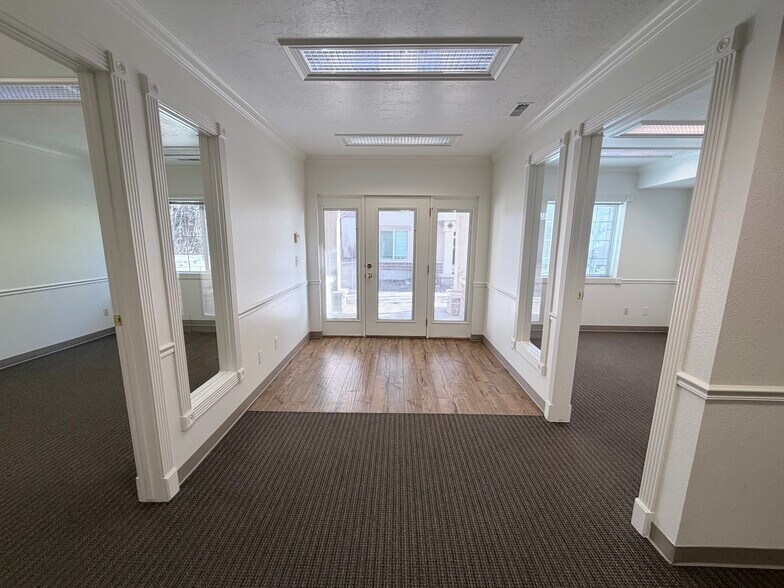 More Photos Of 702-704 N 1890 w, Provo Office For Lease