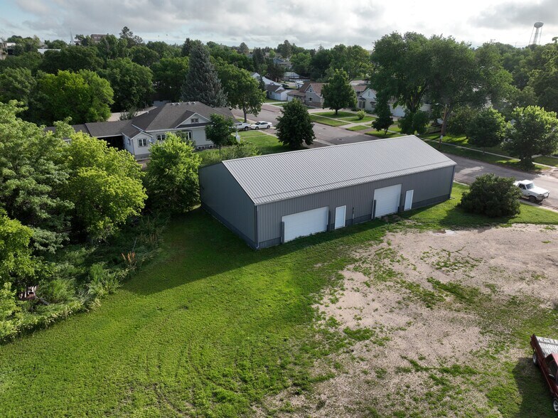 More Photos Of 18 N 1st St, Hay Springs Specialty For Sale
