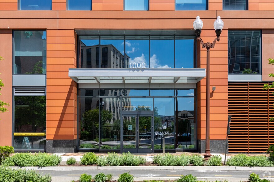 More Photos Of 1000 North Glebe Rd, Arlington Office For Lease