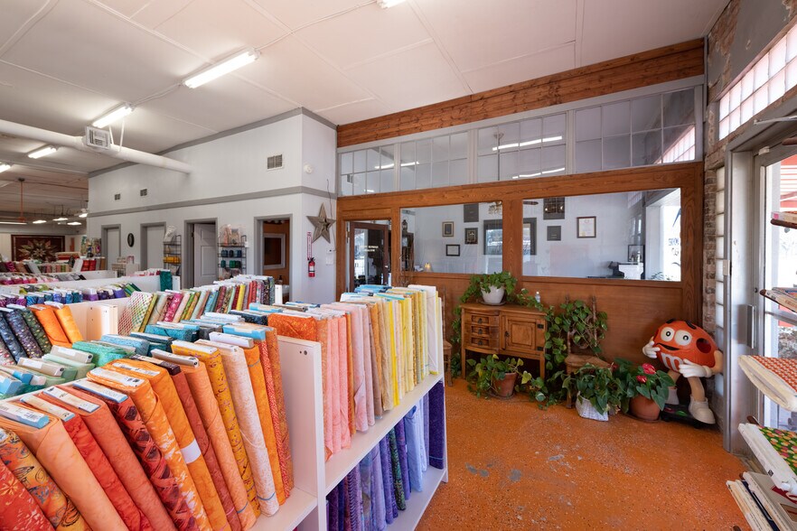 More Photos Of 315 N Bridge St, Henrietta Storefront For Sale