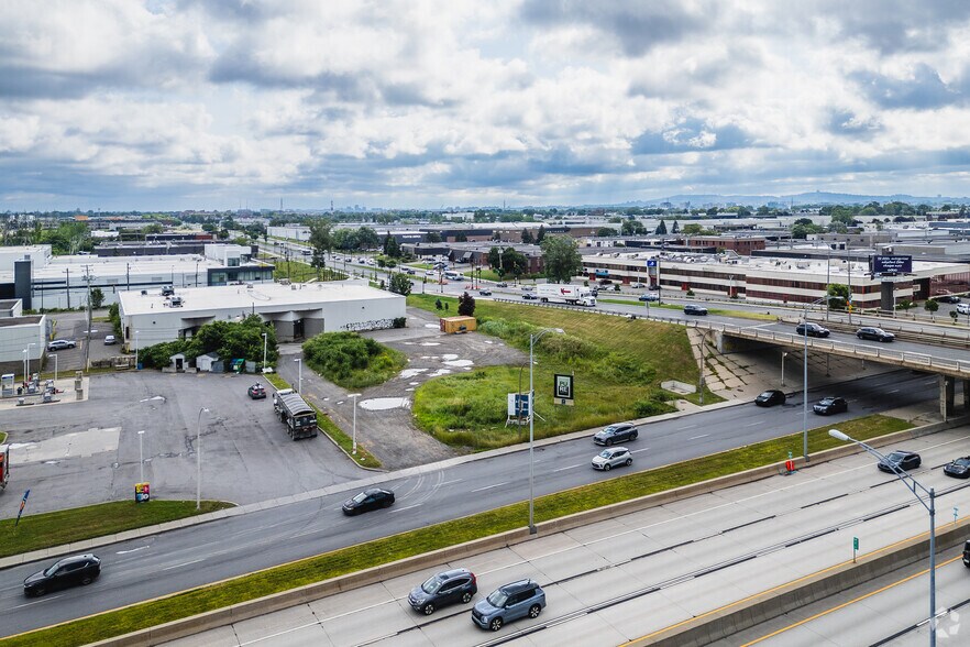 More Photos Of 3145 Boul Pitfield, Saint-Laurent Land For Sale