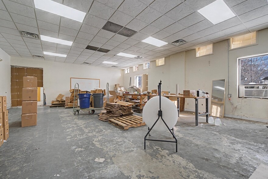 More Photos Of 688 Route 17K, Montgomery Warehouse For Lease