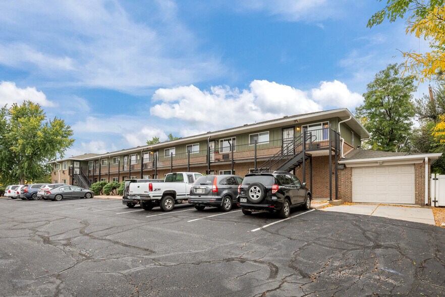 More Photos Of 6915 W 24th Ave, Edgewater Apartments For Sale