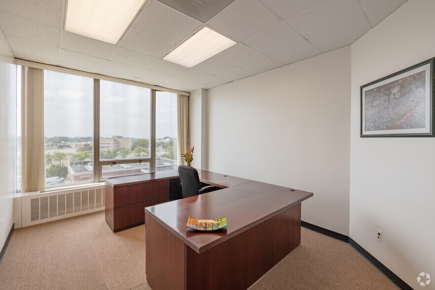 More Photos Of 15565 Northland Dr, Southfield Unknown For Sale