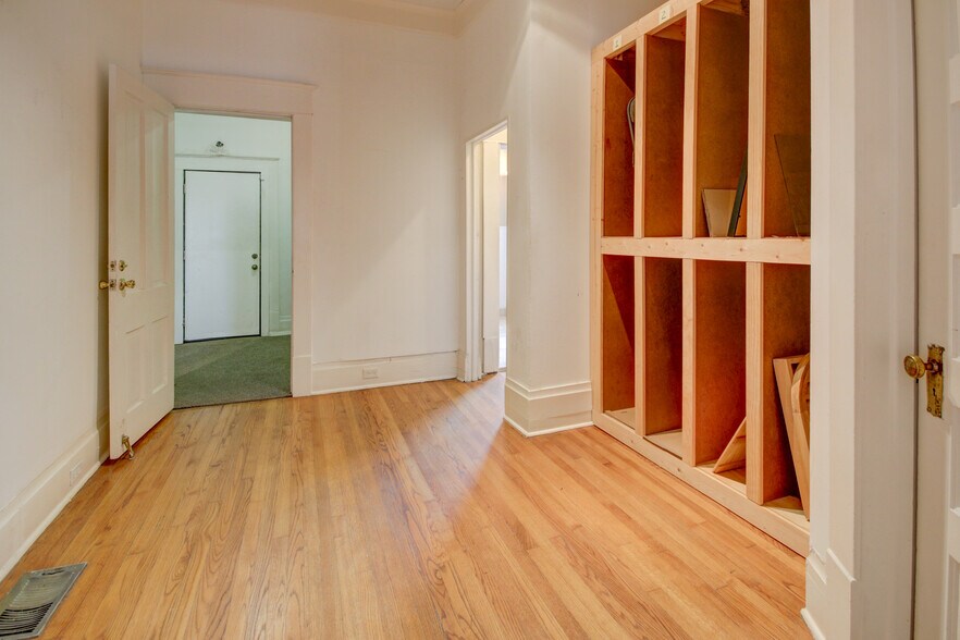 More Photos Of 239 Westheimer Rd, Houston Office Residential For Sale