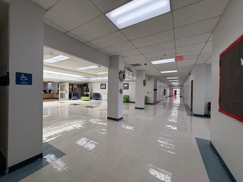 More Photos Of 7988 Alameda Ave, El Paso Office Residential For Sale