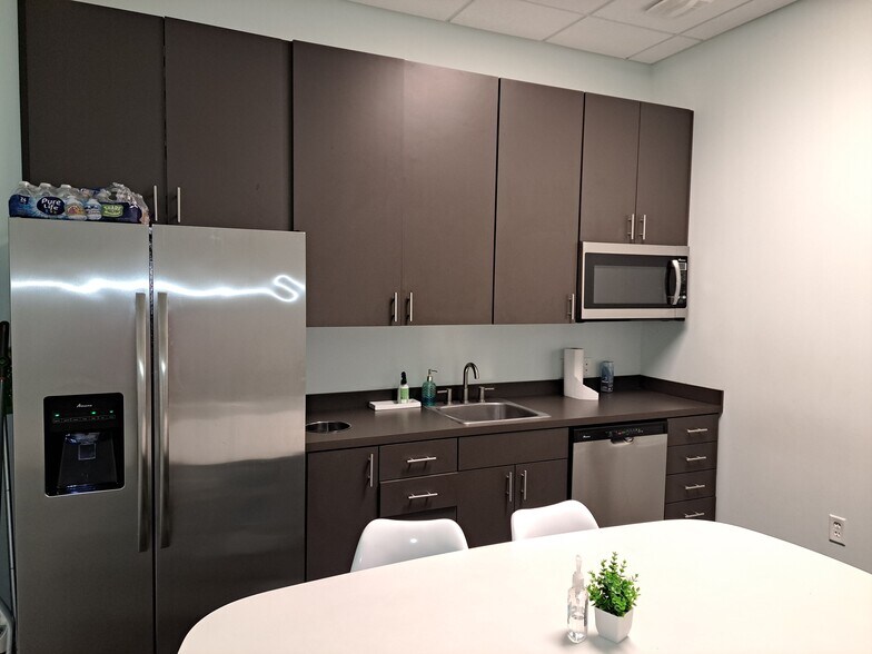 More Photos Of 99-141 S New York Ave, Winter Park Apartments For Sale