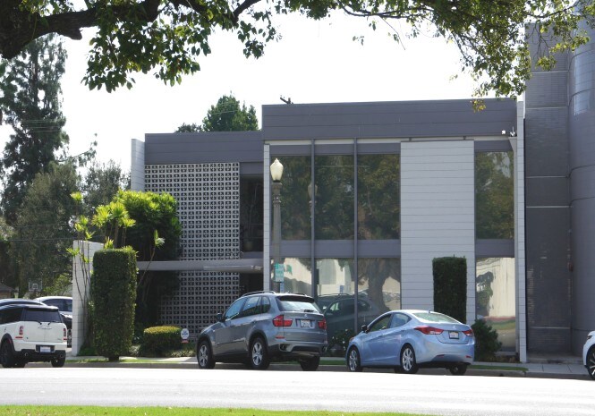 More Photos Of 2100 Huntington Dr, San Marino Coworking Space