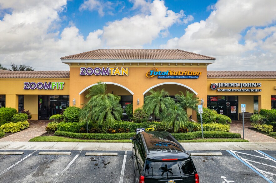 More Photos Of 1201 Piper Blvd, Naples Storefront Retail Office For Lease
