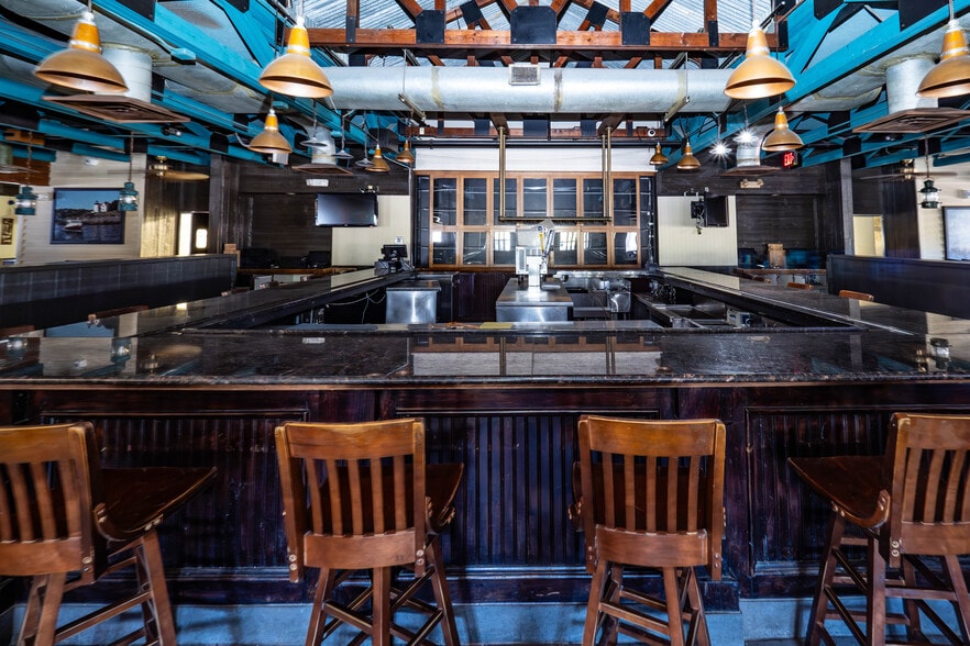 More Photos Of 6357 I 55 N, Jackson Restaurant For Lease