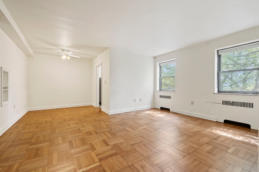 More Photos Of 3336 Brownsville Rd, Pittsburgh Apartments For Sale