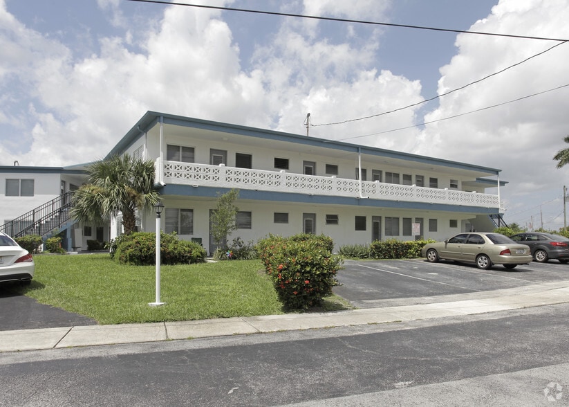 More Photos Of 1241-1251 W River Dr, Margate Apartments For Sale