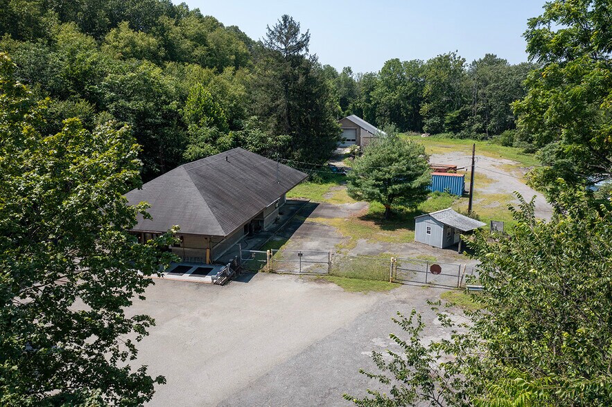 More Photos Of 48 Hope Rd, Blairstown Health Club For Sale
