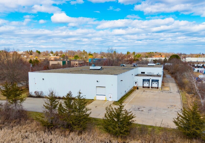 Primary Photo Of 15 Perry Way, Newburyport Warehouse For Lease