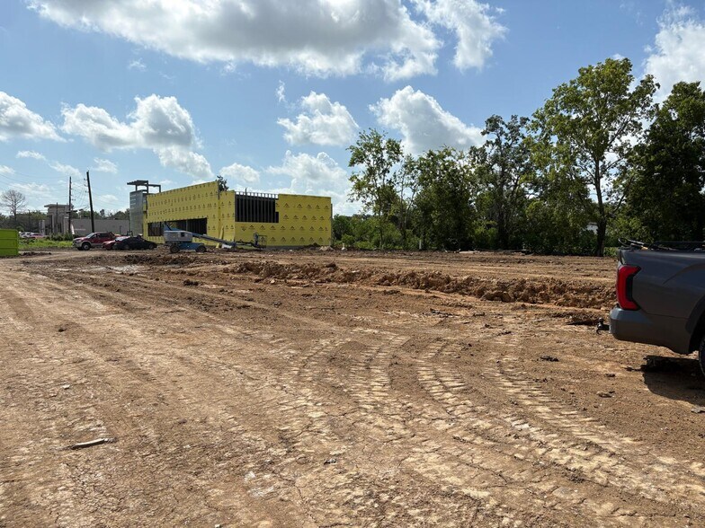 More Photos Of 8256 Bailey Rd, Manvel Storefront For Lease