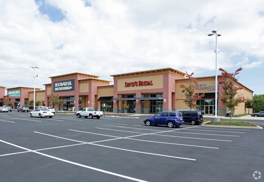 Primary Photo Of 3944-3952 N Gloster St, Tupelo Unknown For Lease