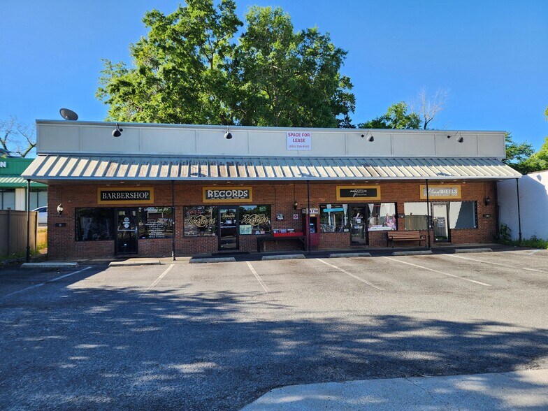 More Photos Of 439 W Gaines St, Tallahassee General Retail For Lease