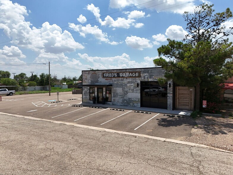 More Photos Of 609 Avenue H, Shallowater Auto Repair For Sale