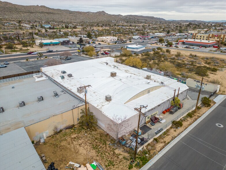 More Photos Of 56445 29 Palms, Yucca Valley Freestanding For Lease