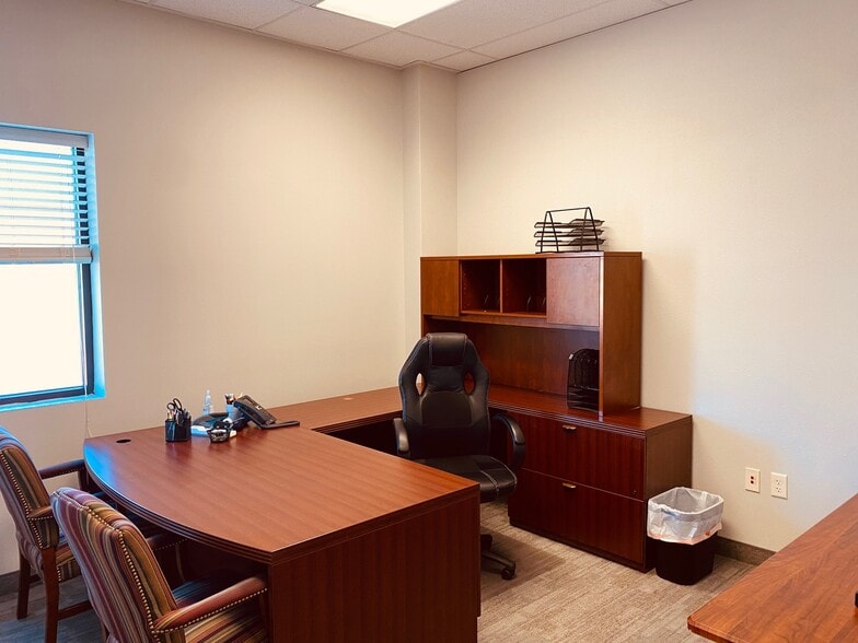 More Photos Of 517 W 100 N, Providence Loft Creative Space For Lease