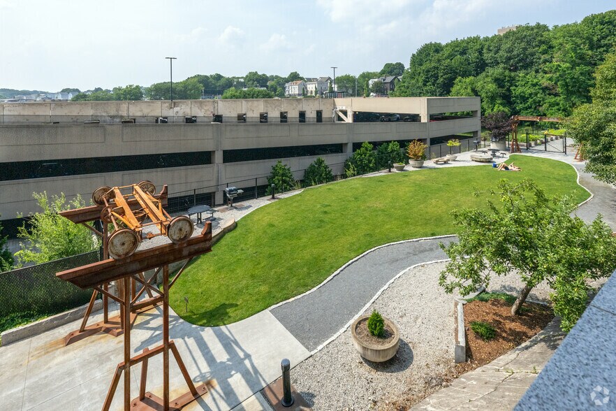 More Photos Of 235 Promenade St, Providence Unknown For Lease