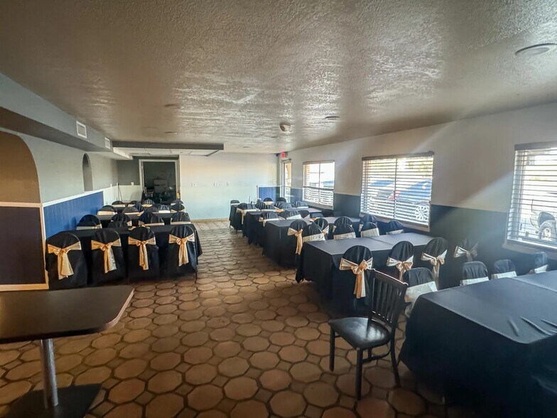 More Photos Of 1330 E SR 89A, Cottonwood Restaurant For Sale