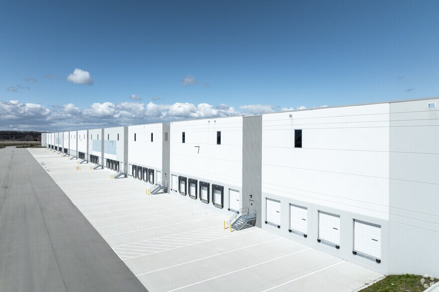 More Photos Of 11705 18th St, Kenosha Industrial For Sale
