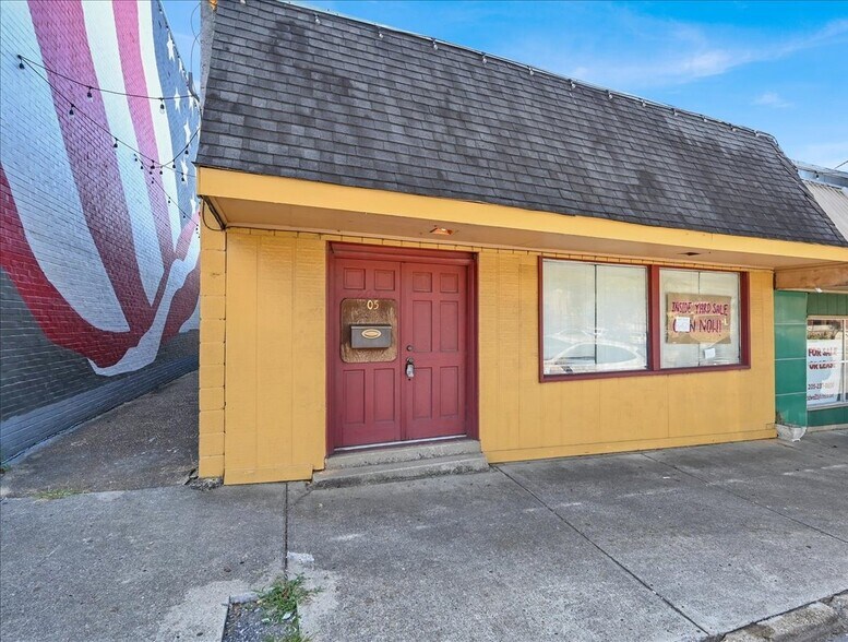 Primary Photo Of 205 2nd Ave E, Oneonta General Retail For Sale