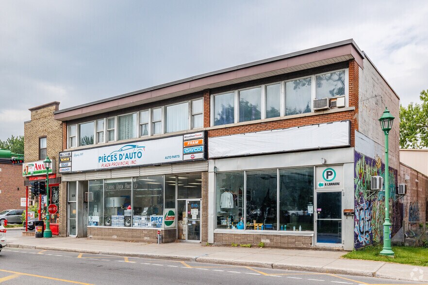 More Photos Of 610 Av Sainte-Croix, Saint-Laurent Storefront Retail Office For Sale