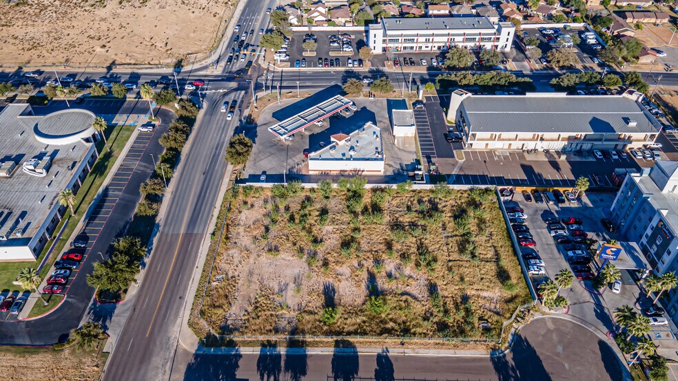 More Photos Of 221 Calle Del Norte, Laredo Land For Sale