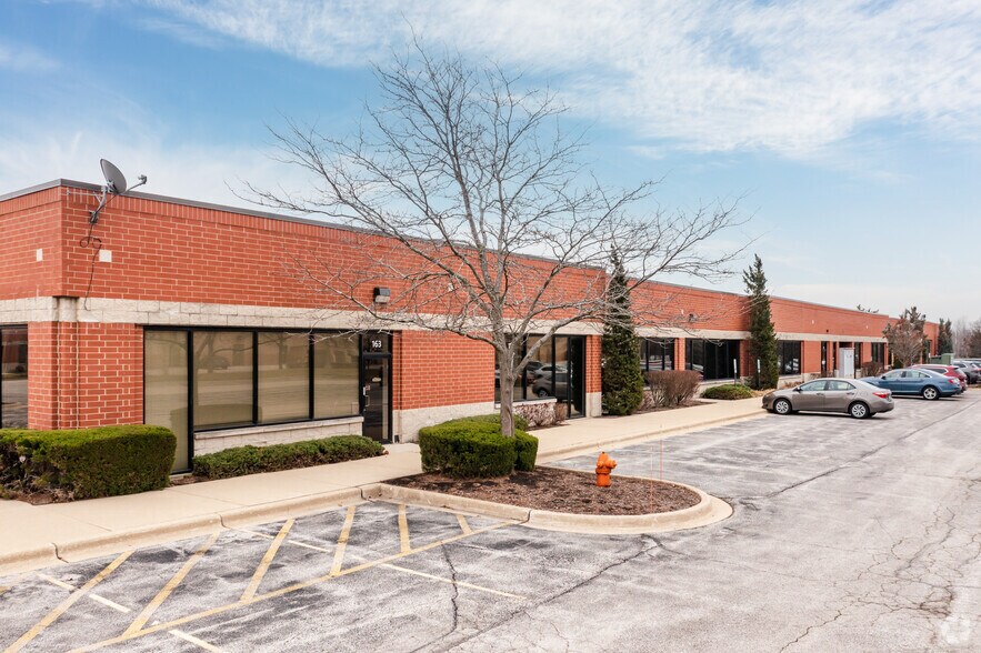 More Photos Of 1272 Bond St, Naperville Unknown For Lease