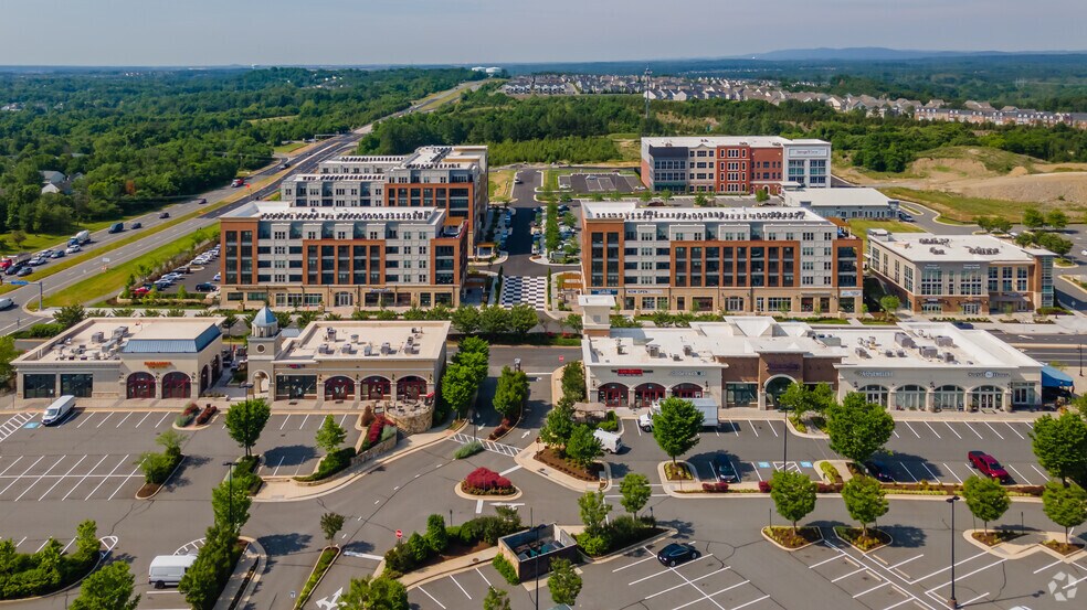 More Photos Of 21001 Sycolin Rd, Ashburn Office For Sale