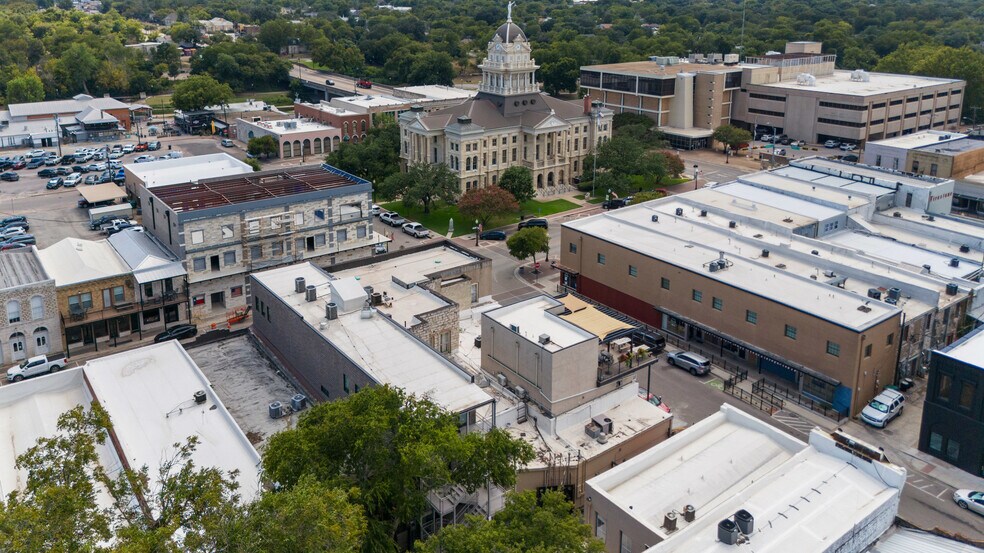 More Photos Of 200 E Central Ave, Belton Office Residential For Sale