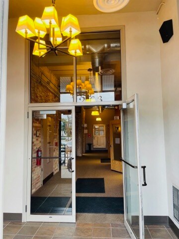 More Photos Of 1263 Main St, Green Bay Office For Lease