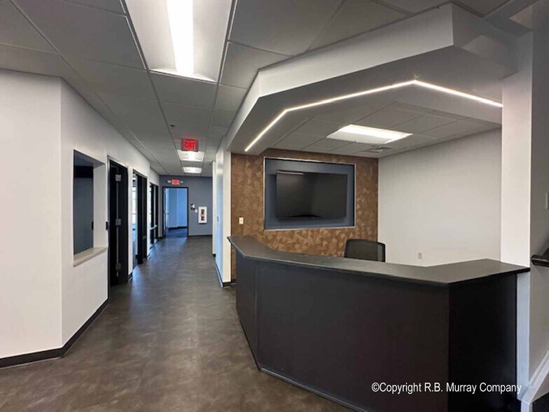 More Photos Of 1343 E Kingsley St, Springfield Office For Lease