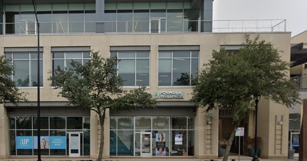 Primary Photo Of 2821 W 7th St, Fort Worth Office For Lease