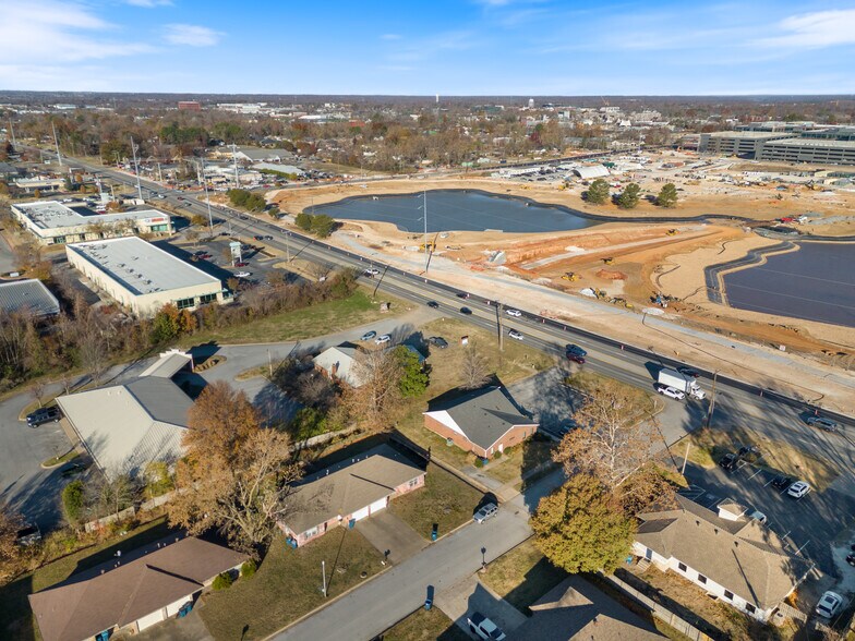 More Photos Of 1412 Se 14th St, Bentonville Medical For Sale