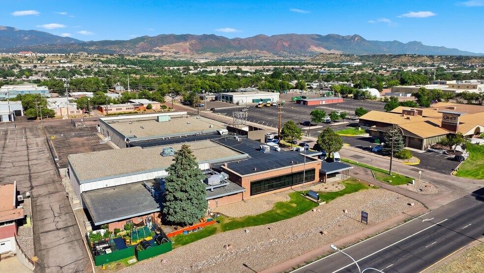 More Photos Of 3450 N Nevada Ave, Colorado Springs Flex For Lease