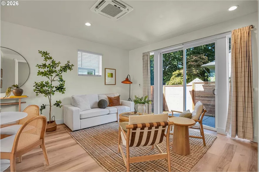 More Photos Of 8426 E Burnside St, Portland Apartments For Sale