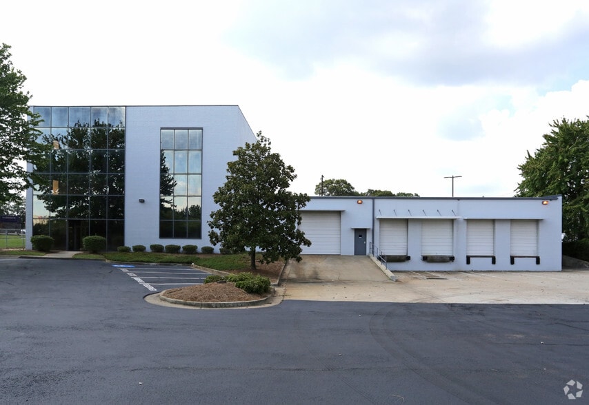 Primary Photo Of 1 Clay Pl, Atlanta Office For Sale