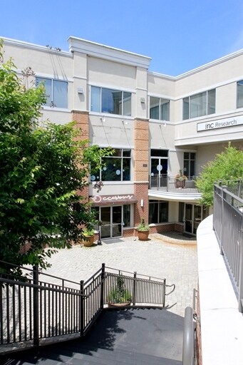 More Photos Of 500-580 Union Square Dr, New Hope Office For Lease